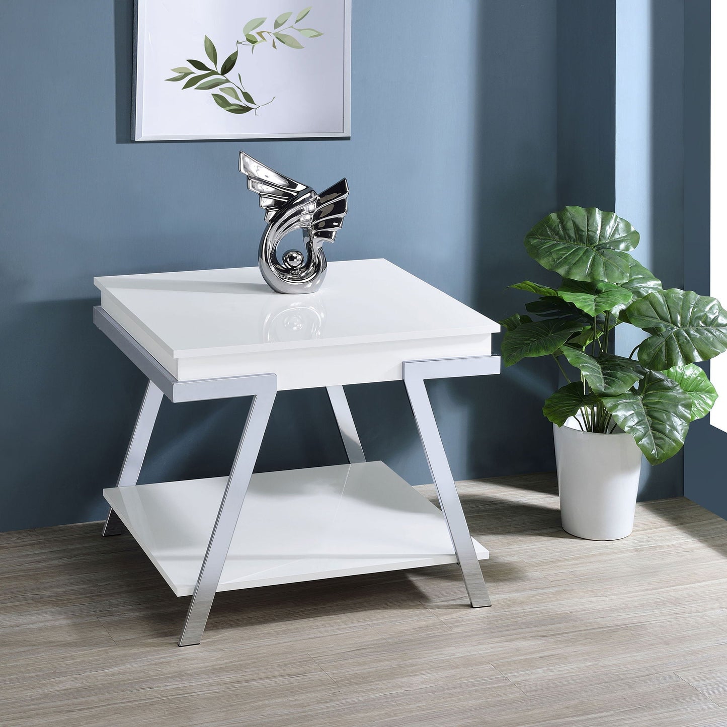 Briana - Table