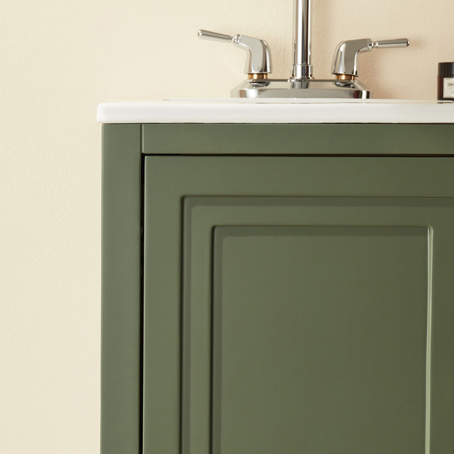Fully Assembled 18'' Freestanding Single Bathroom Vanity