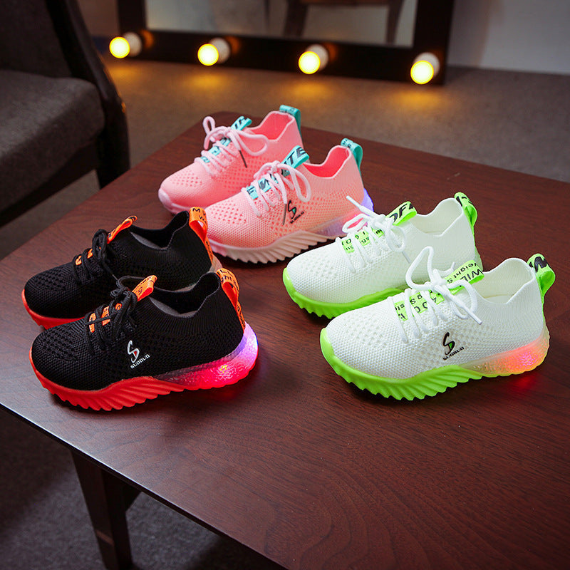 Children's shoes LED lights up