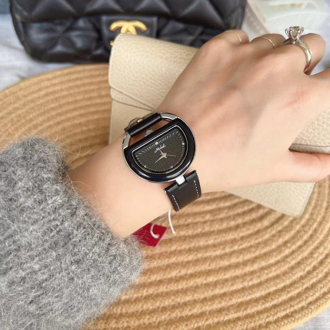 Womens Watch With A Genuine Leather Strap Simple And Elegant