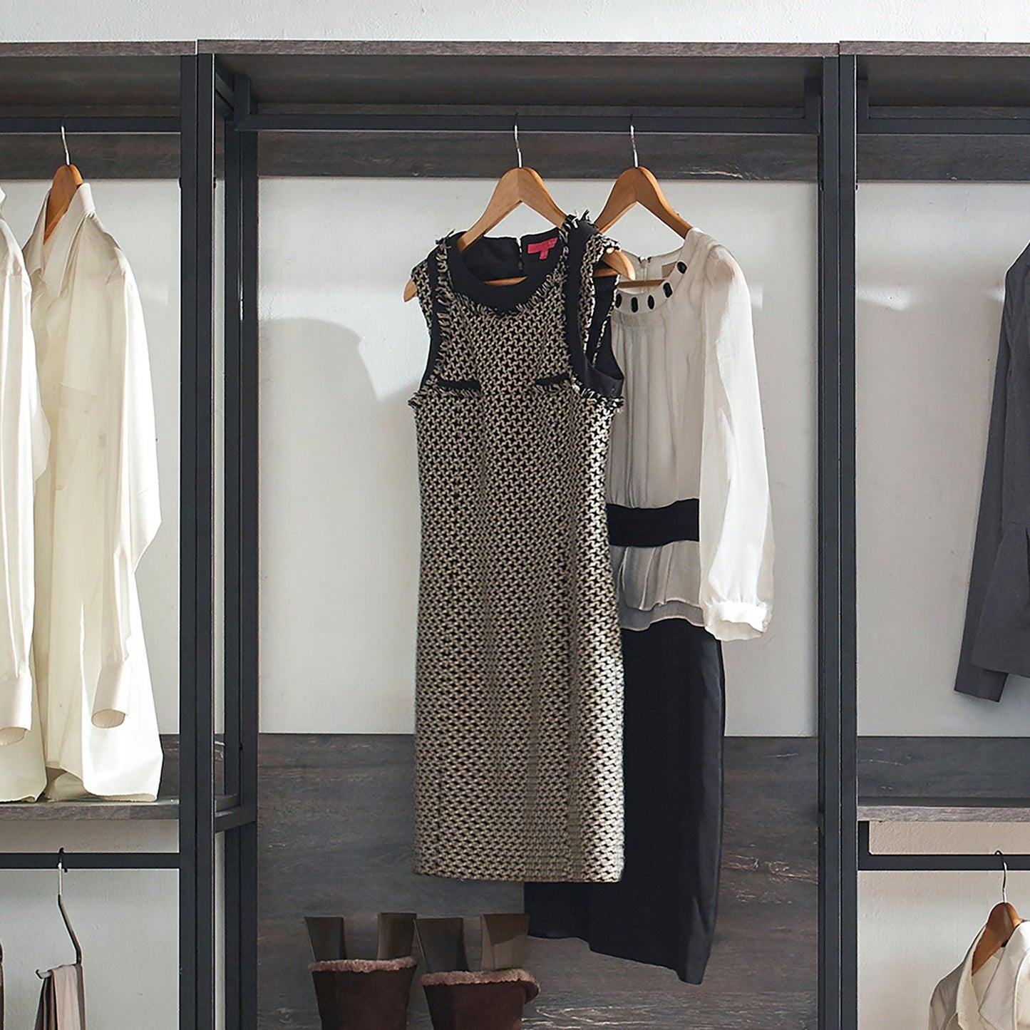 Monica - Walk-In Closet System & Modular Design - Rustic