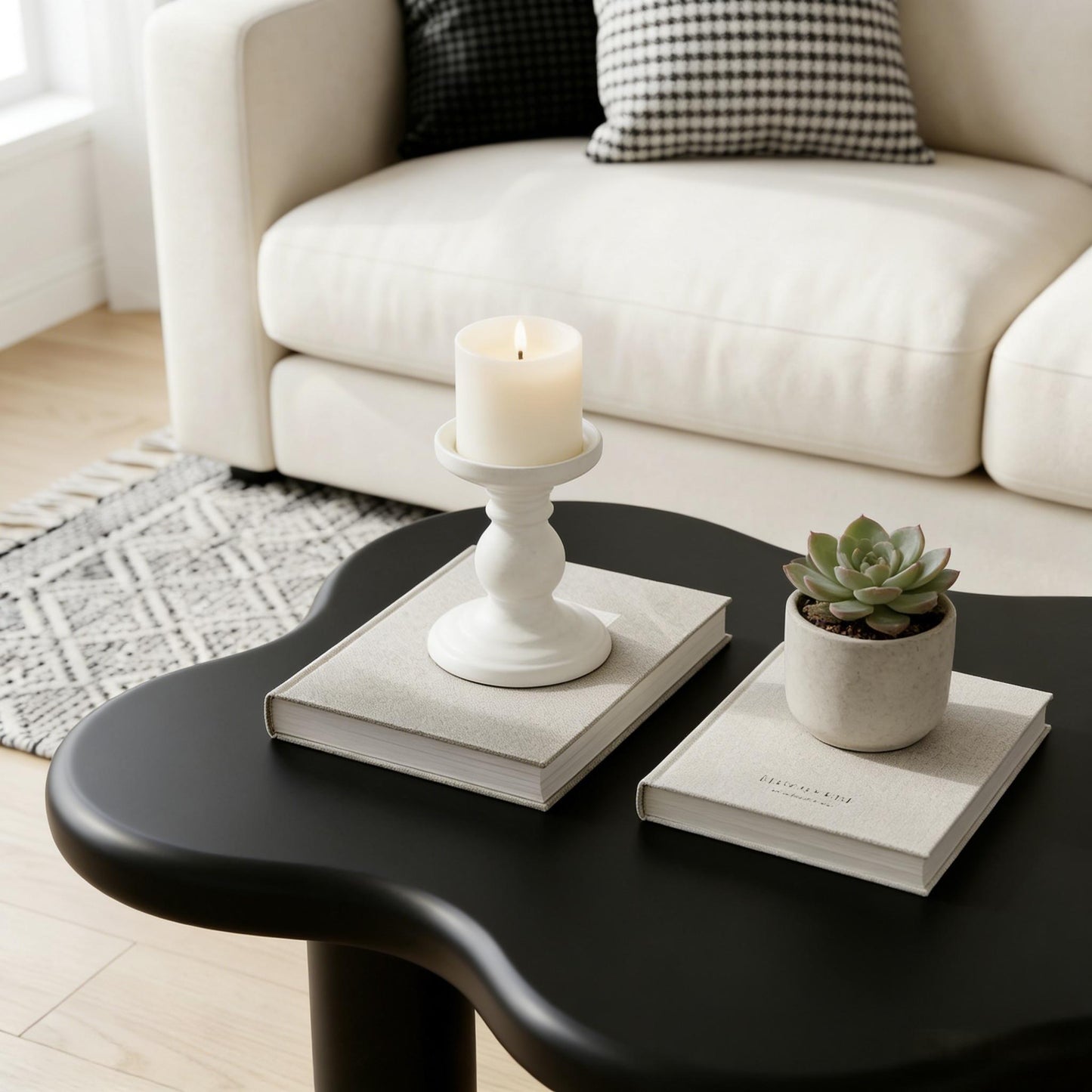Cloud Shaped Coffee Table With 4 Round Legs