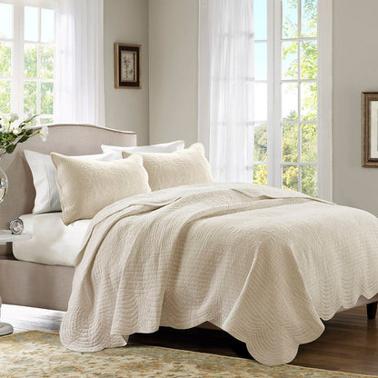 3 Pc Antimicrobial Cream Reversible Scalloped Edge Quilt Set
