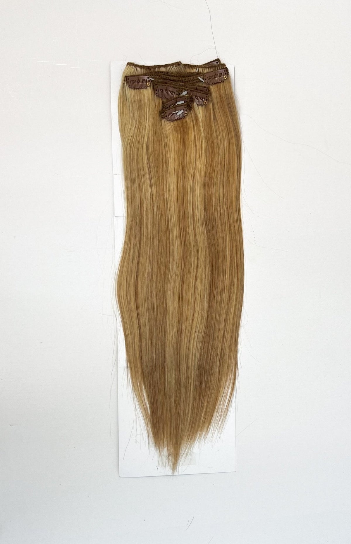 VIP Clip Extensions / Silky Straight 18" (140 g) - ClipeX System