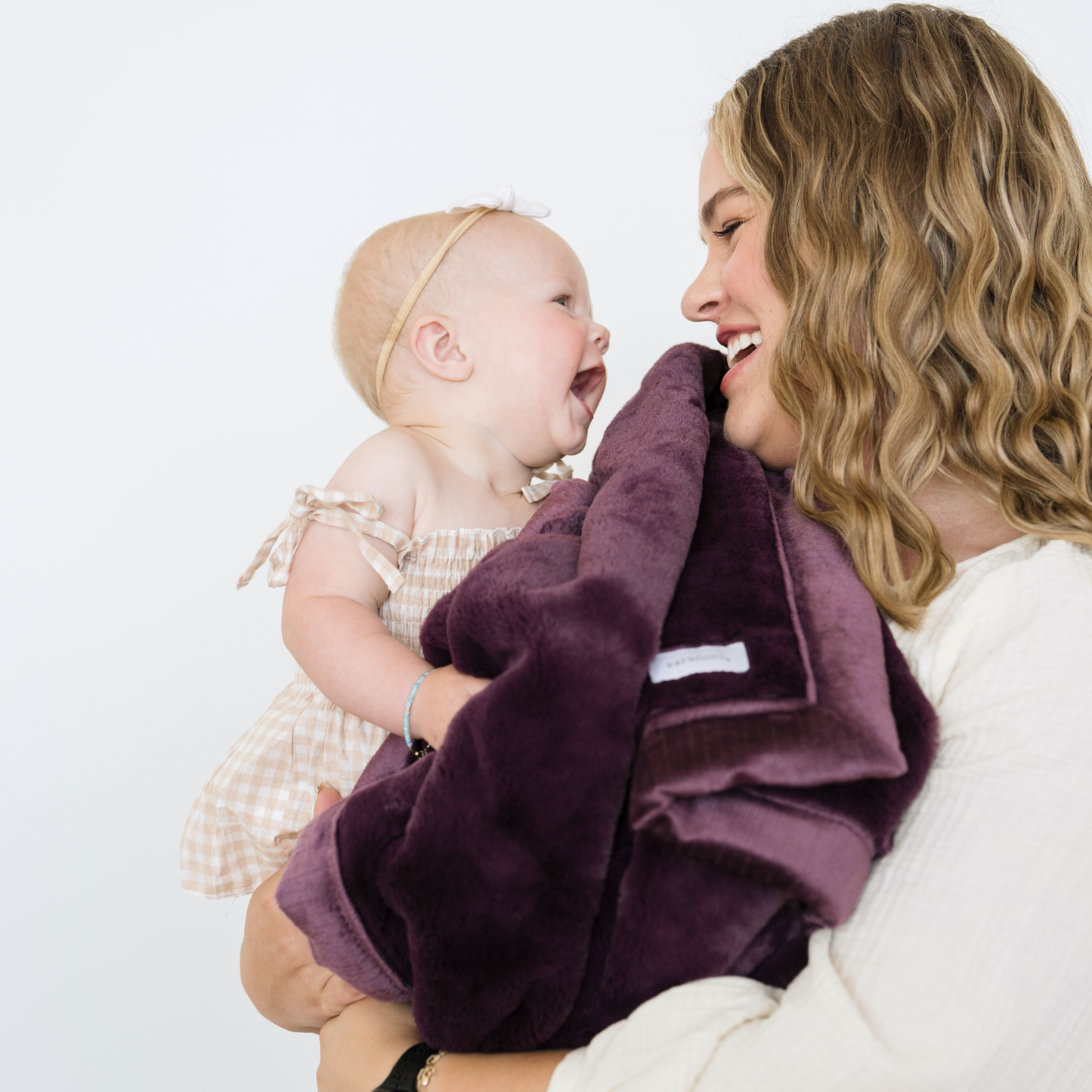Lush Receiving Blanket 30x40 Inch by Saranoni