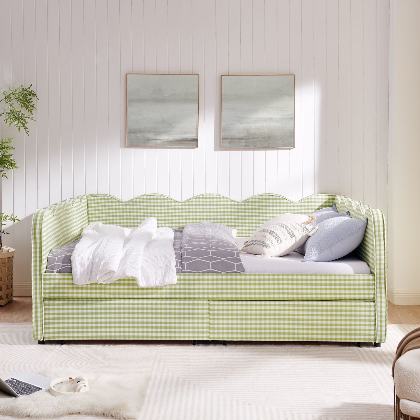Gingham Daybed With USB Charging Port, Wave-Shaped Design