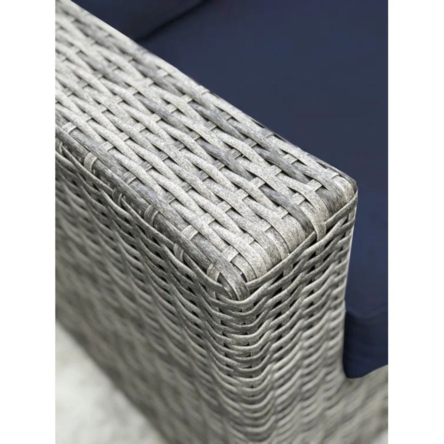 2 Person Seating Set With Cushions