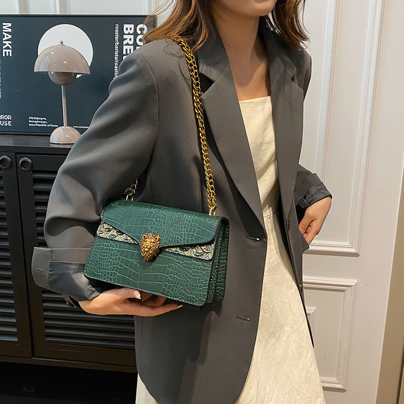 Retro Underarm Bag With Chain And Crocodile Pattern
