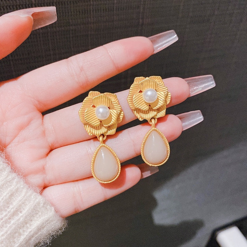 Sterling Silver Needle Rose Pearl Design Hong Kong Style Flower Stud Earrings