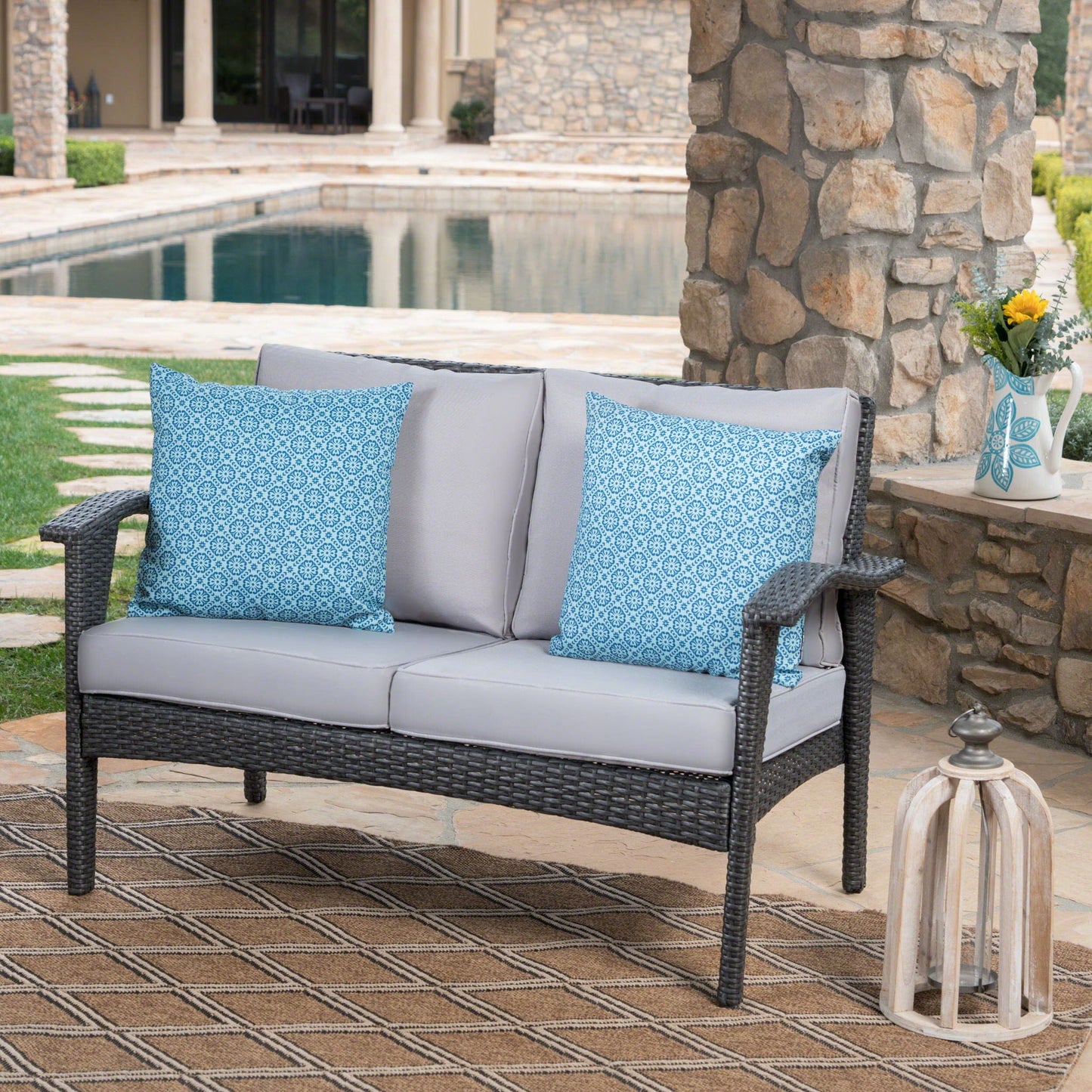 Honolulu Loveseat - Gray / Silver
