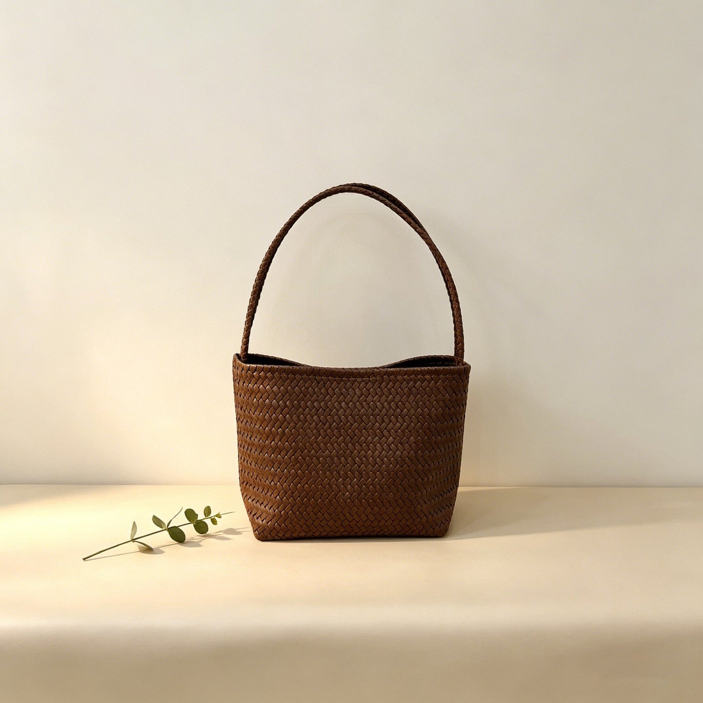 Vintage Woven-pattern Bucket Bag For Women With A Luxurious Feel