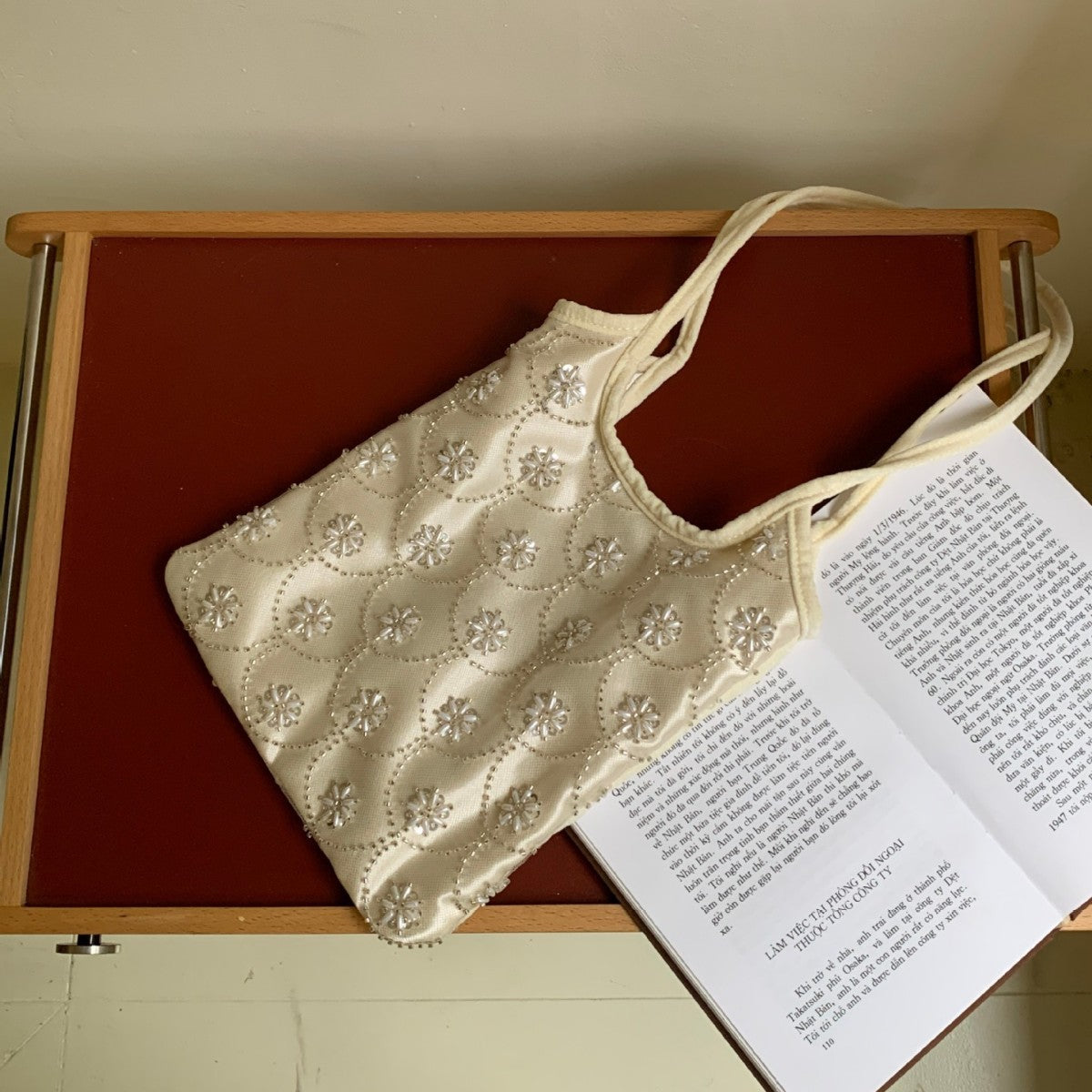 Embroidered Beaded Versatile Single-shoulder Bag