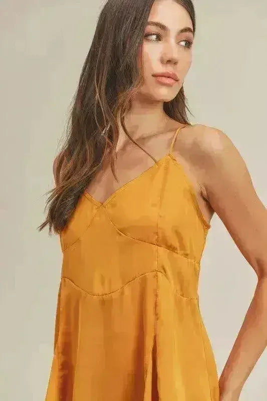 Tie Back V-Neck Cami Top Backless Sleeveless - Femstylo