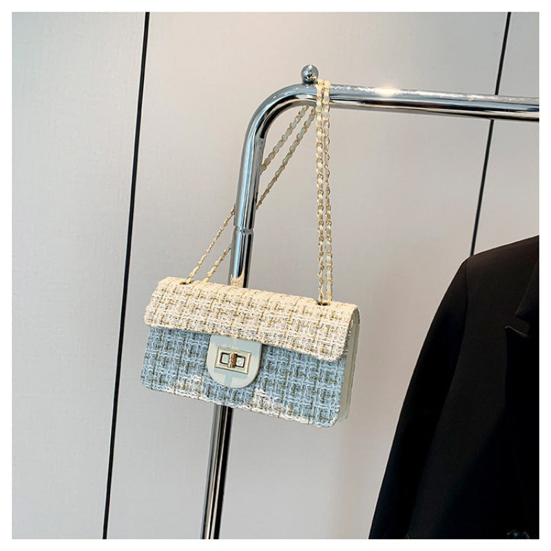Womens Checkerboard-pattern Shoulder Bag With A Chain Strap