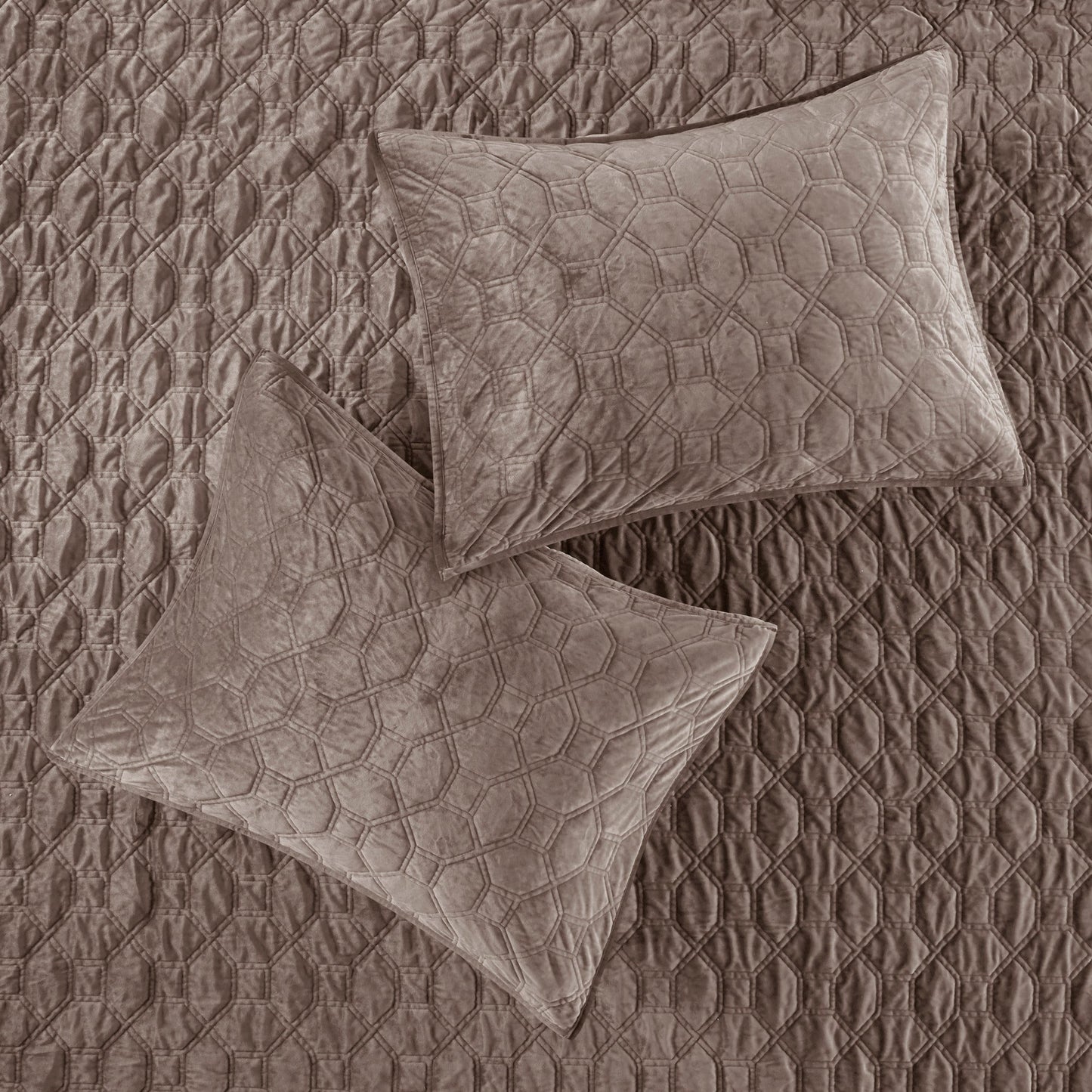 3 Piece Velvet Quilt Set Taupe Full/Queen