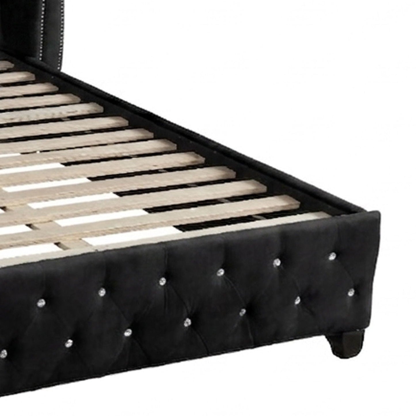 Sophia - Crystal Tufted Upholstered Bed