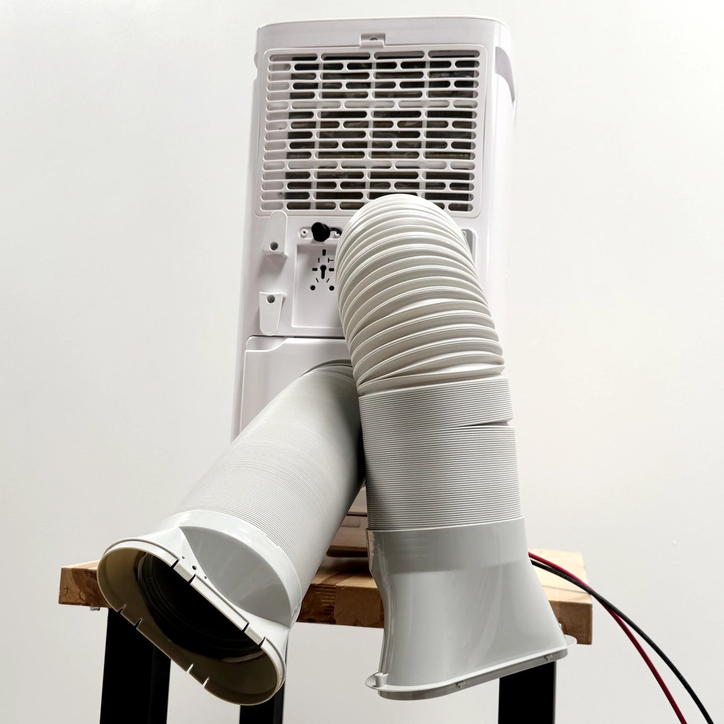 24V Pure DC Portable, Battery/Solar Air Conditioner & Heater (heat pump, 12,000 BTU/h)