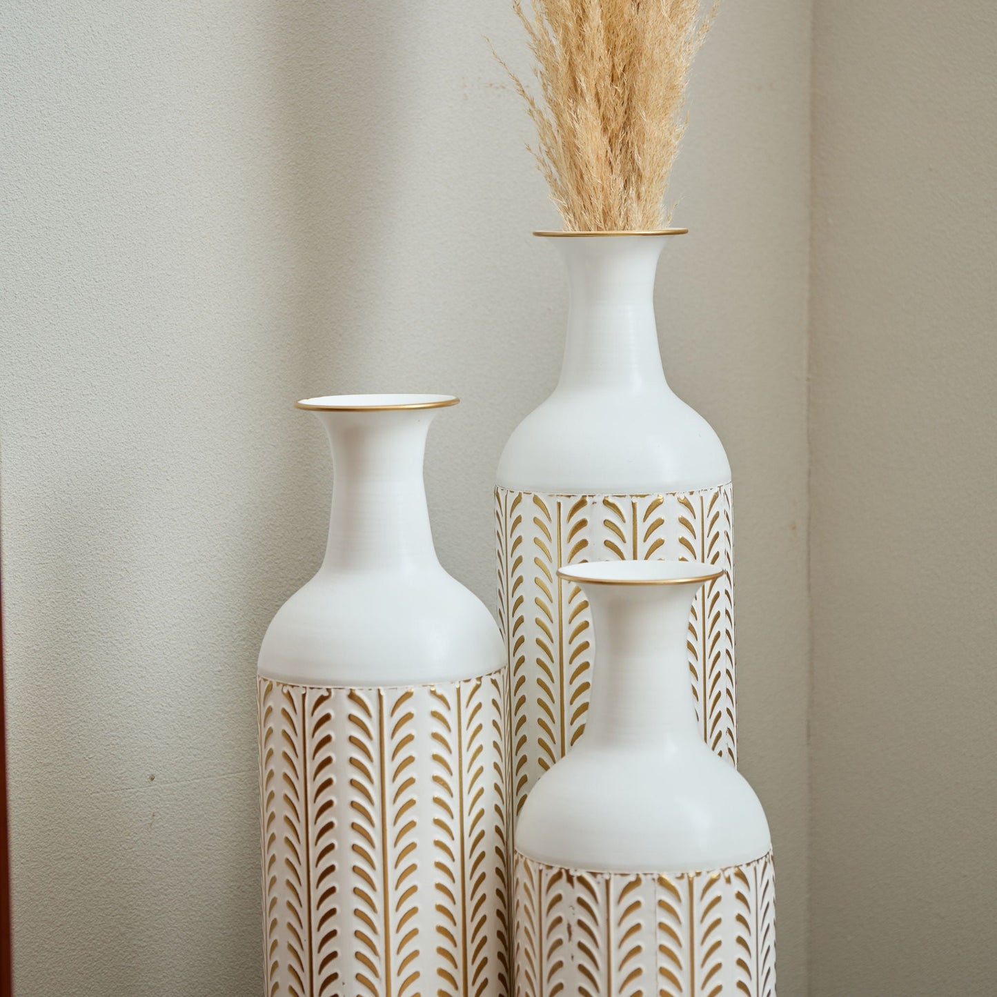 Floor Metal Vase Modern Style Decoration Home Metal Vase 3 Piece Set Gorgeous Home Decoration Large Glazed Metal Vase - Gold / White