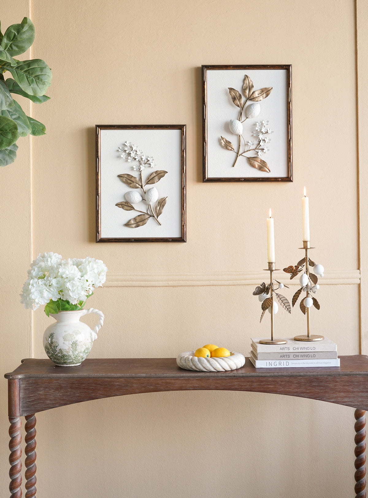 Set of 2 Distressed Brown Frame Decorative Accessories
