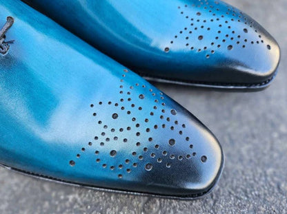 Carrucci Burnished Calfskin Oxford - Ocean Blue