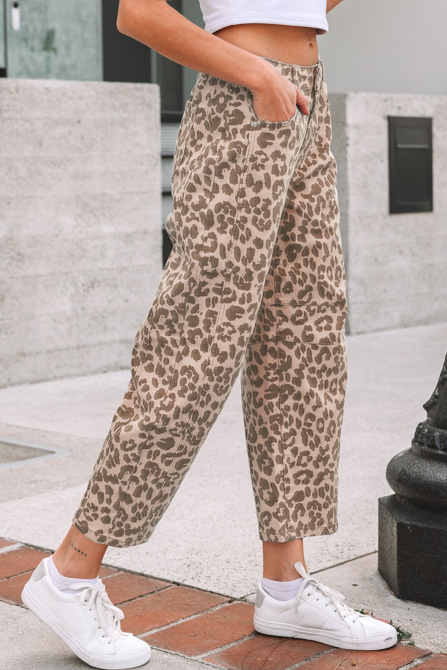 Winnie Print Straight Loose Jeans