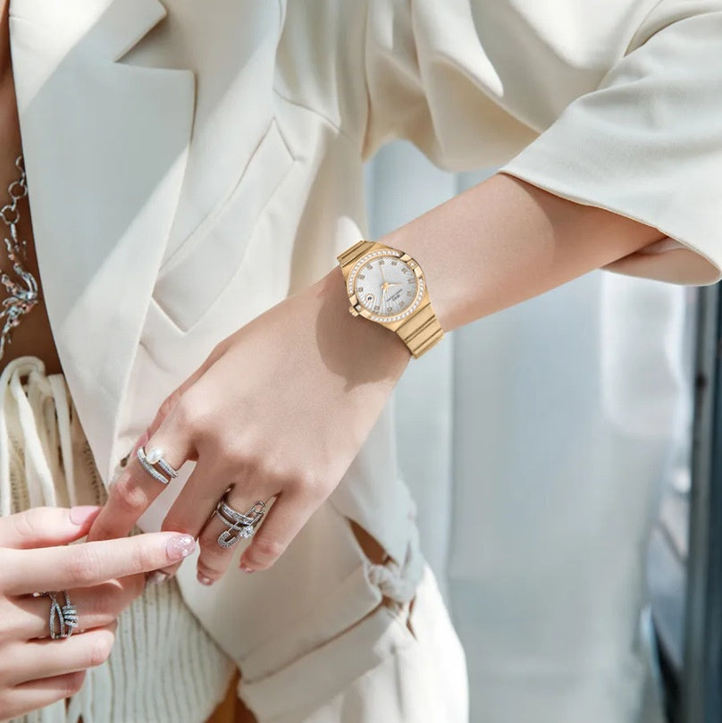 Simple Calendar Diamond Quartz Womens Watch