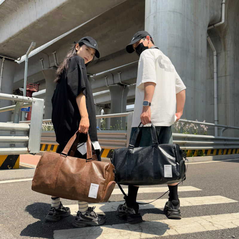 Men's Large-Capacity Fashionable Sports Fitness Bag