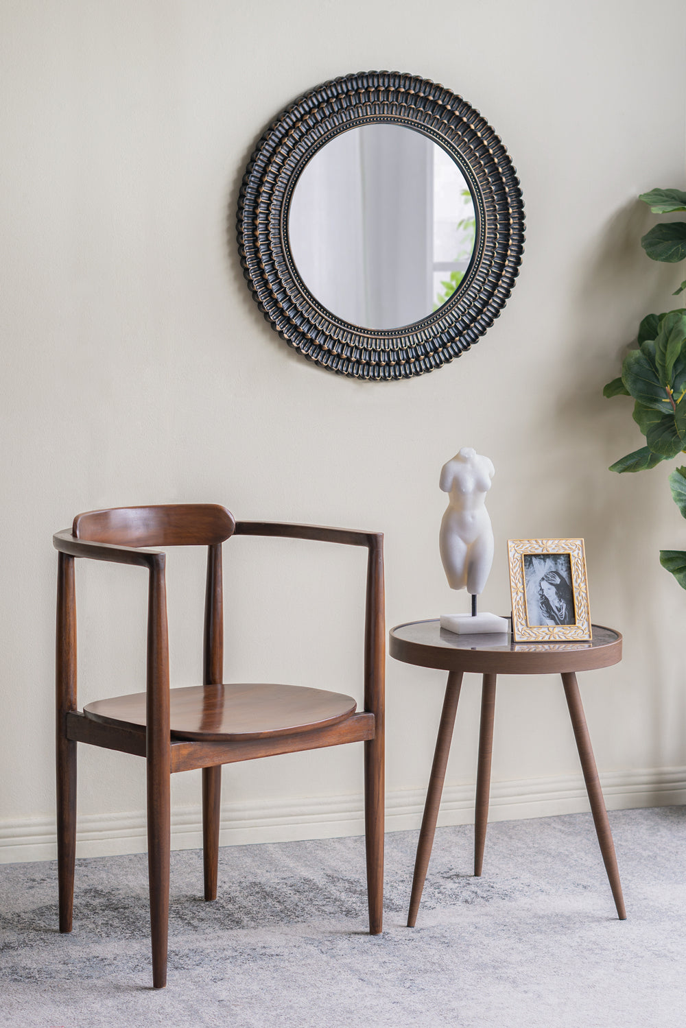 D26.5' Round Black and Gold Wooden Accent Mirror with Woven Texture