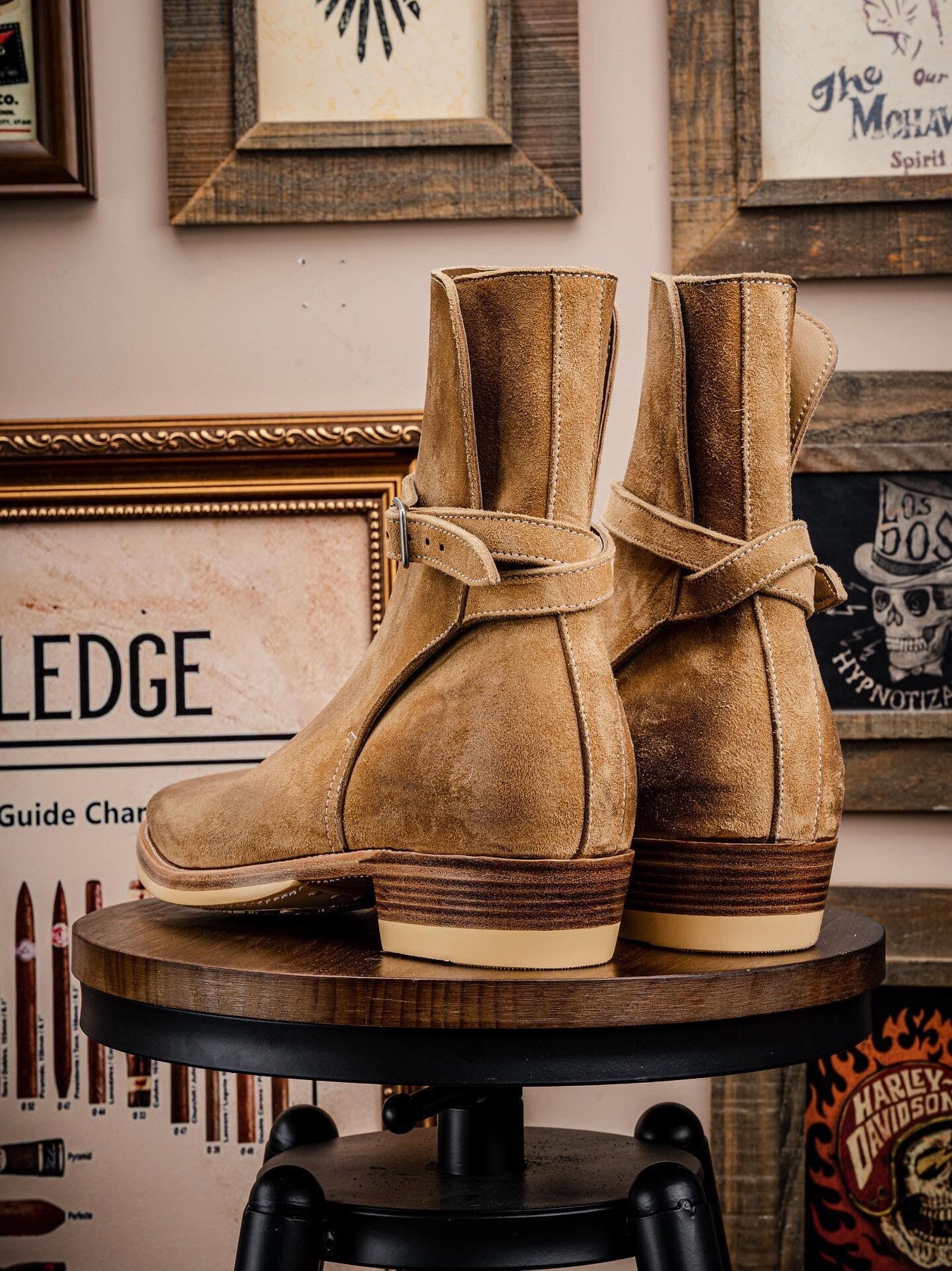 American-style Vintage Pointed-toe  Boots Mens Suede Boots