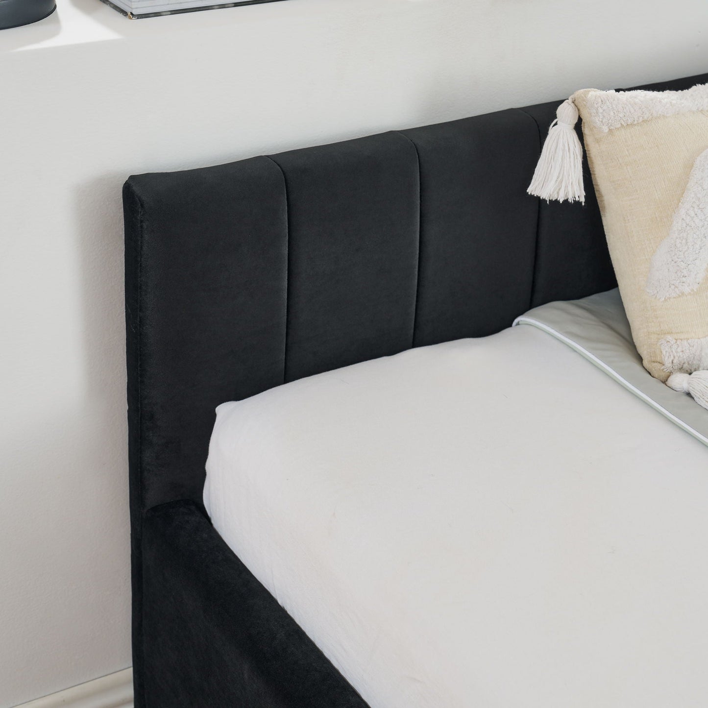 Upholstered Tufted Daybed Frame With Storage Drawers