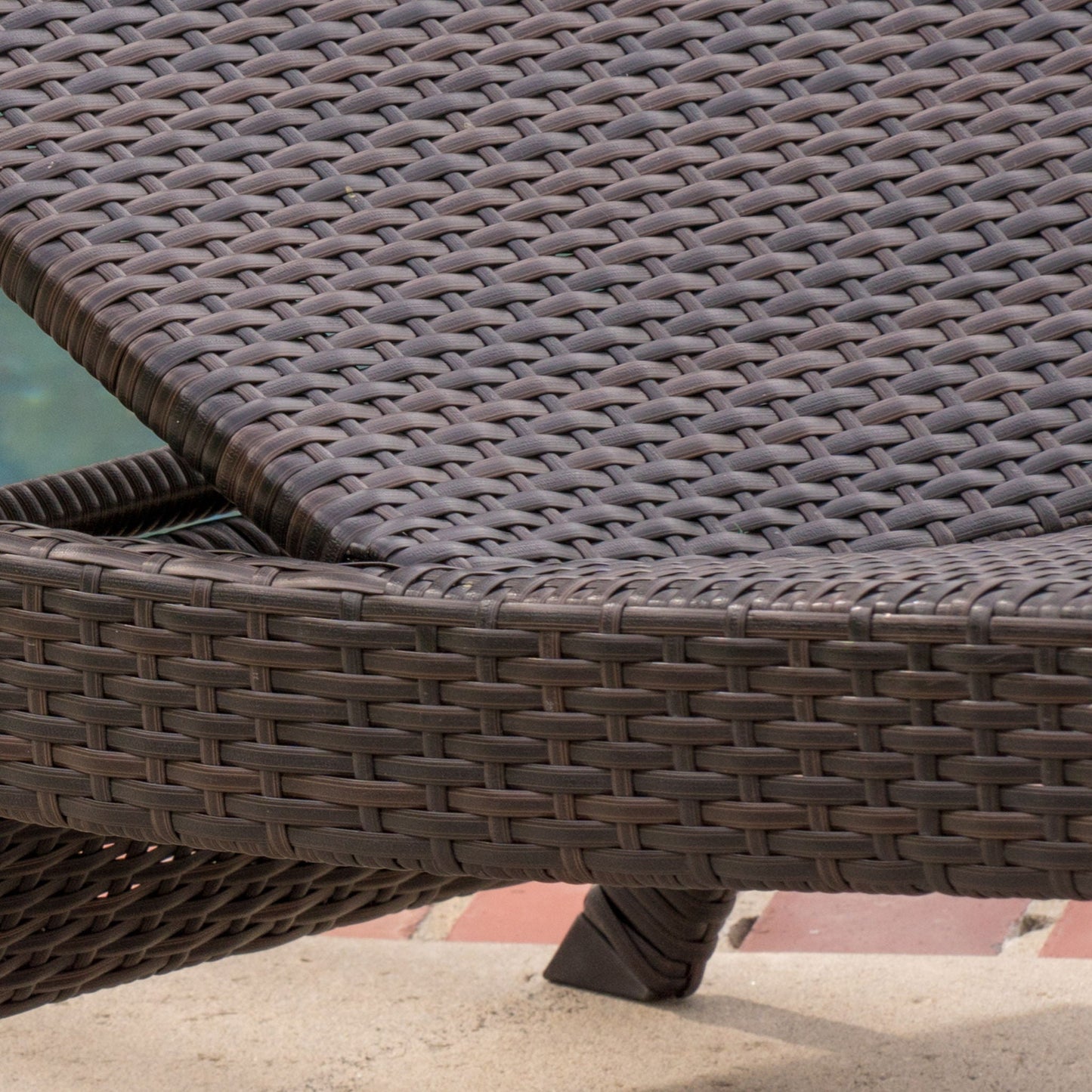 Kauai Modern Style PE Wicker Chaise Lounge - Brown Multi