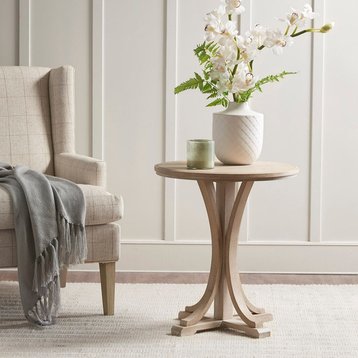 Accent Table Round Rustic Ash Veneer Reclaimed Wheat - Natural