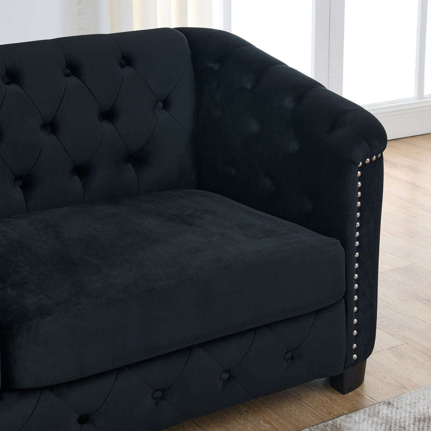 Modern Chesterfield Sofa With Tufted Backrest For Living Room