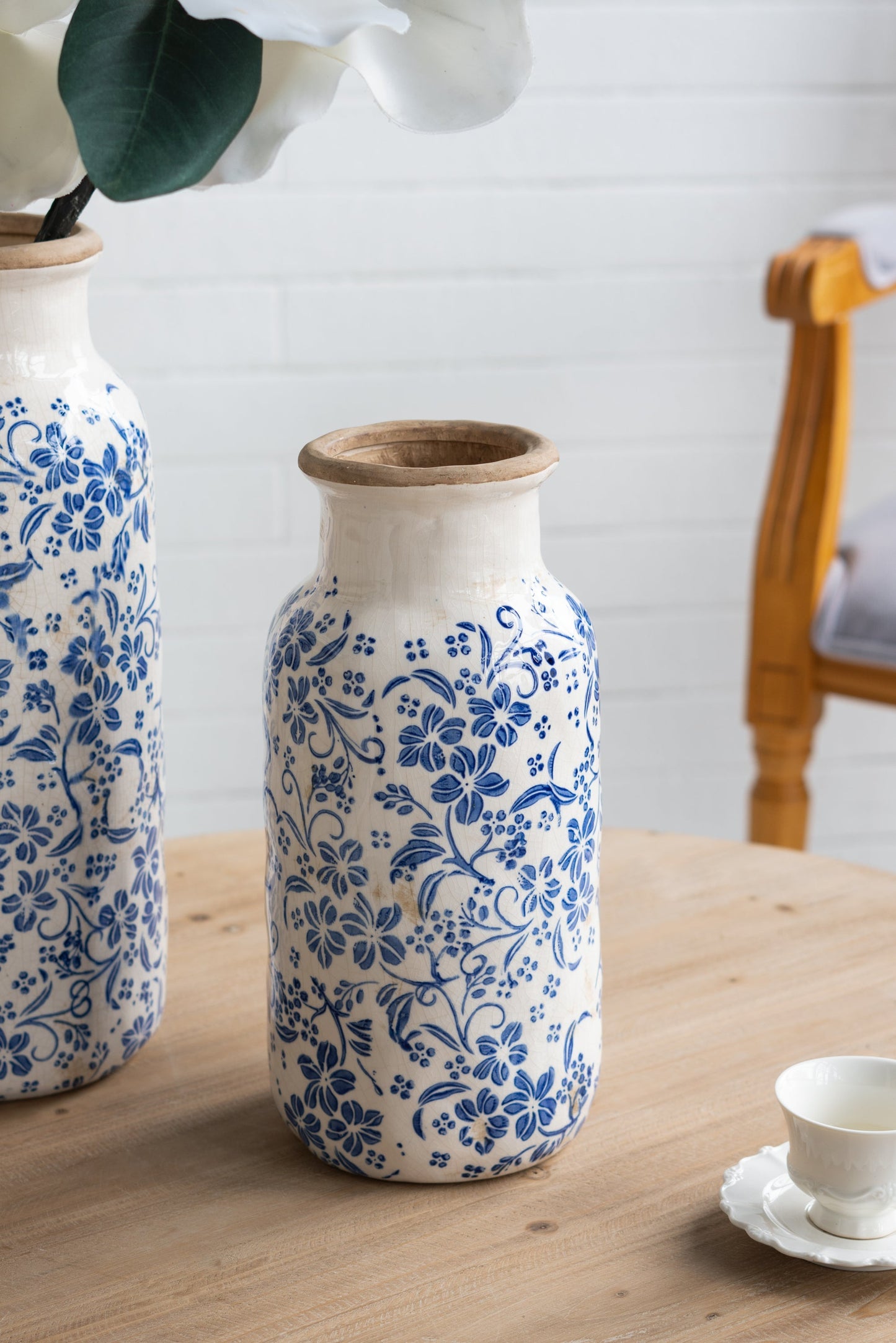D5.7x12.5' Blue and White Ceramic Accent Vase with Traditional Floral Motifs