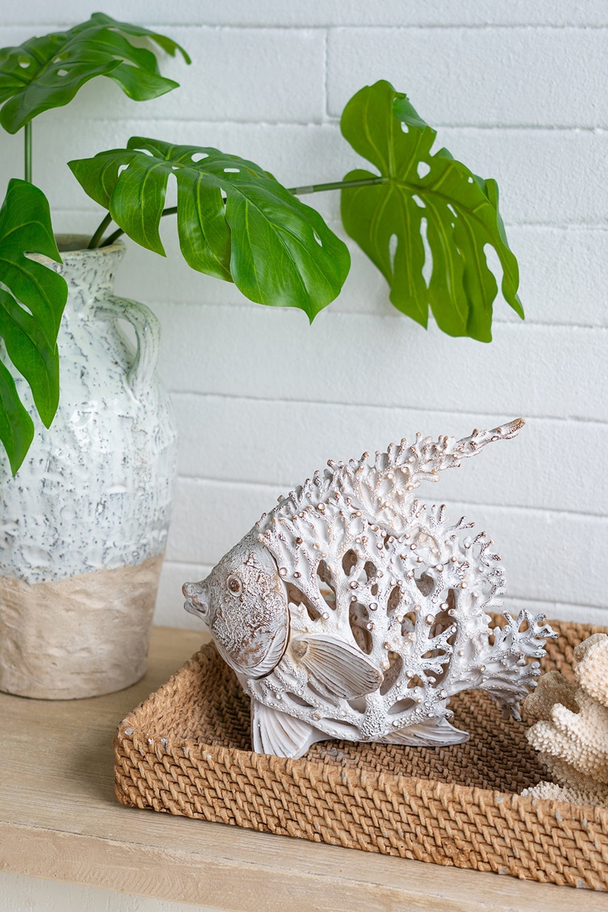 11x6.3x9.8" Decorative Polyresin Angelfish Sculpture
