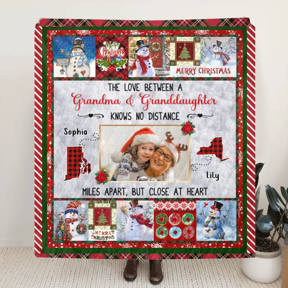 Personalized Upload Photo Fleece Throw Blanket/Quilt - Gift Idea For Grandma/Kid - The Love Between A Grandma & Granddaughter Knows No Distance