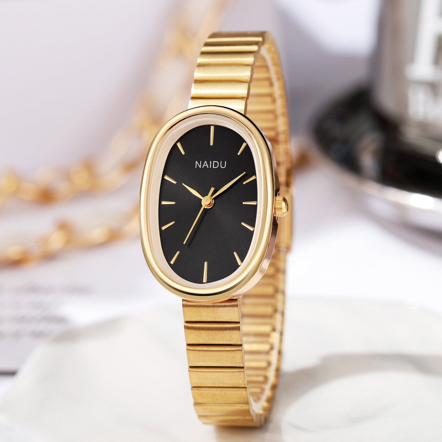 Girls Watch With A Bamboo-link Strap And An Oval Small Dial