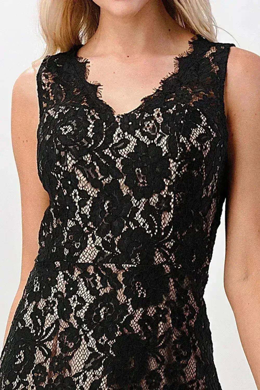 Sleeveless Lace Overlay Dress Scalloped Edges - Femstylo