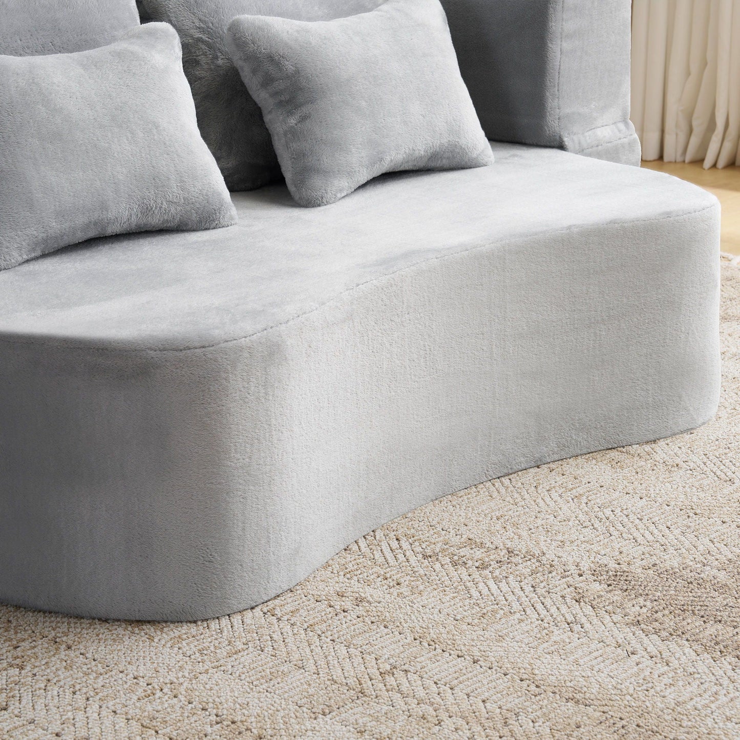 Modern Floor Sofa With 4 Pillows