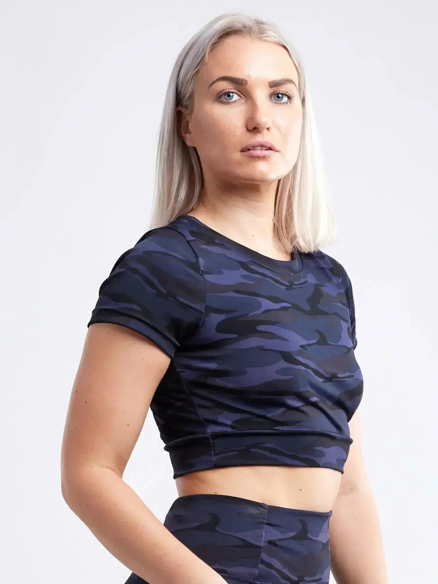 Women's Lightweight Short-Sleeve Crop Top - Workout & Casual