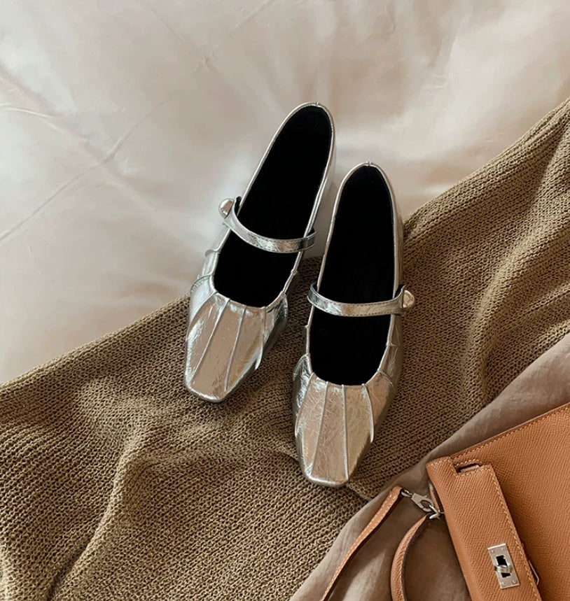 2026 Summer New Women French Style Mary Janes, Inner Heightening Wrinkle Square Toe Shallow Shoes With Single Strap Buckle Fashion Flats