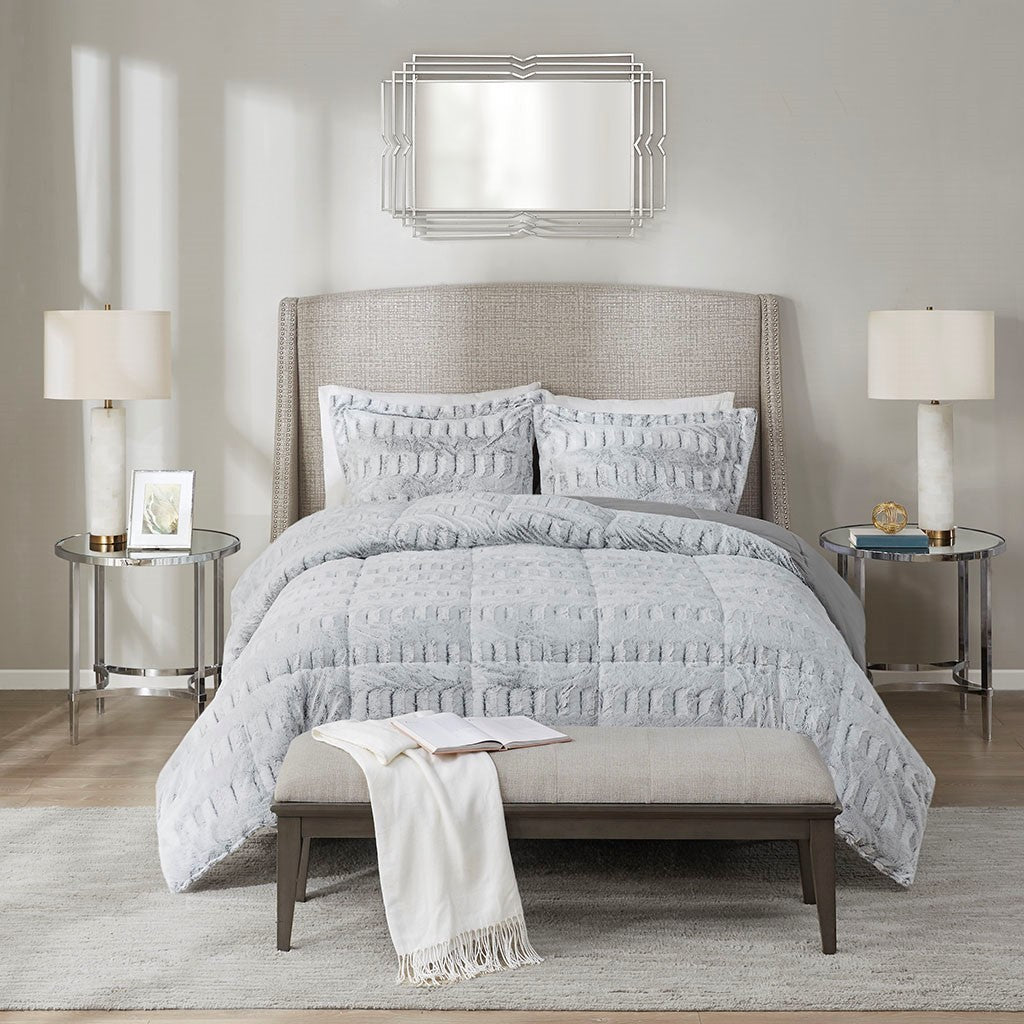 Full/Queen Back Print Long Fur Comforter Mini Set