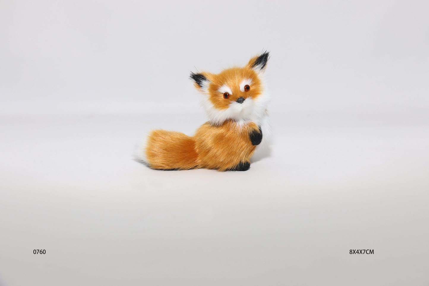 Creative imitation fox decoration-light brown-sitting with head up-1 piece