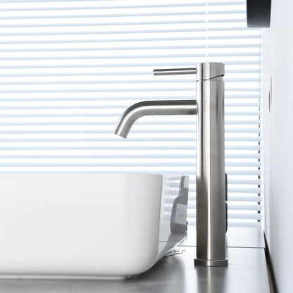 Single Hole Single Handle Bathroom Sink Faucet
