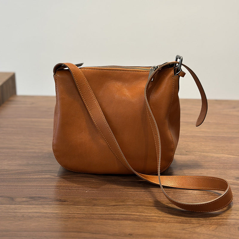 Vegetable-Tanned Leather Casual-Style Shoulder Bucket Crossbody Bag
