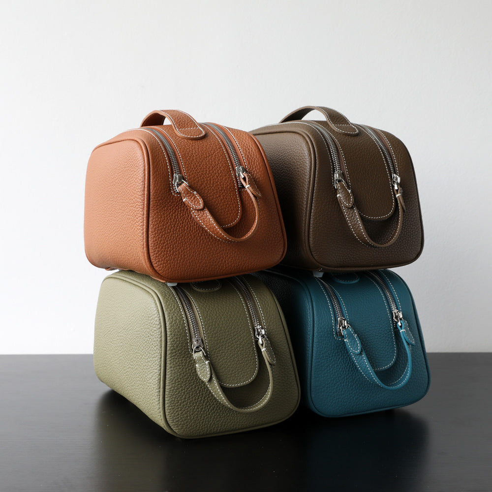 New Arrival Genuine Leather Portable Travel Toiletry Bag, Womens Cosmetic Case