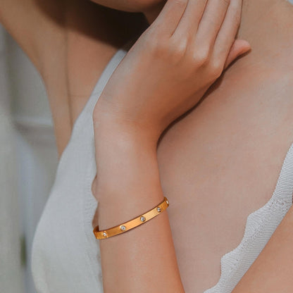 Premium Gold-Plated Stainless Steel Jewelry – Tarnish-Resistant & Waterproof From Uncle LOL