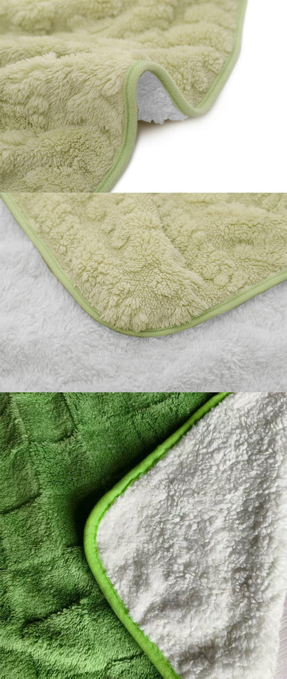 Thick Plush Waterproof Non-Slip Pet Pee Mat Cover For Cats & Dogs