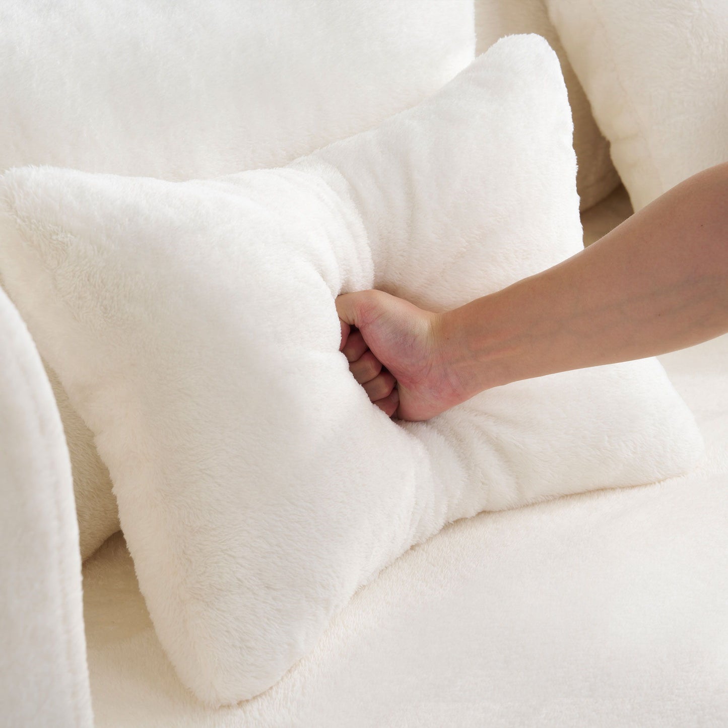 Modern Floor Sofa With 4 Pillows