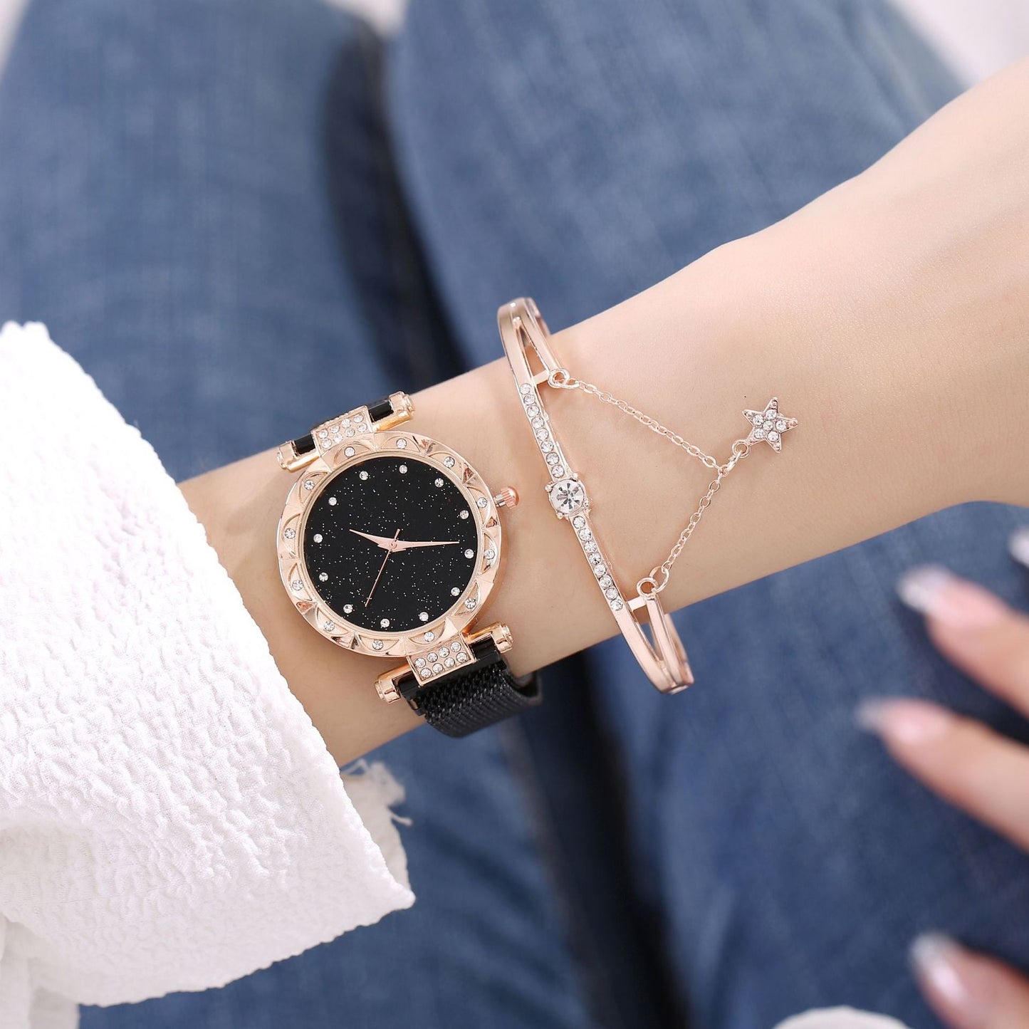 Magnetic Strap Set Womens Quartz Wristwatch